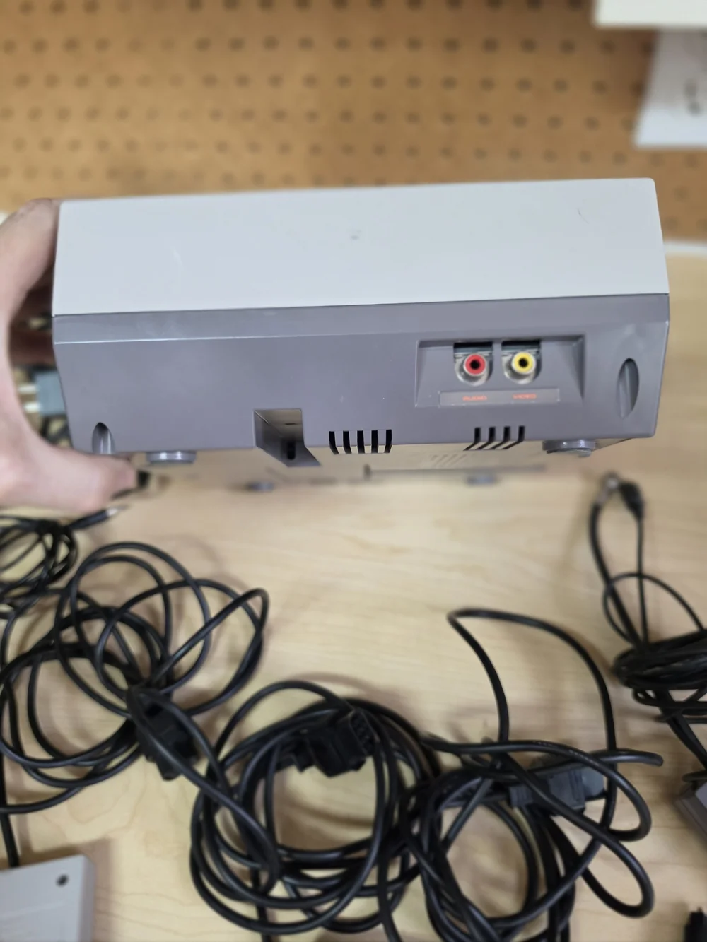 Nintendo Classic NES-001 Console 2 Controllers 1 MAX Controller HDMI & Cable EUC